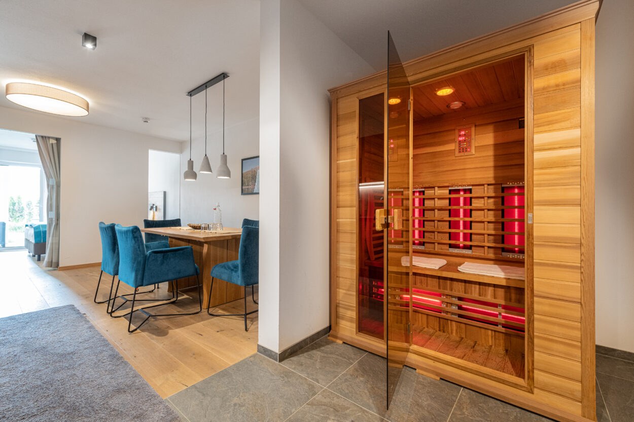 Apartment im Hotelresort carpe solem in Mariapfarr mit eigener Sauna und Infrarotkabine.